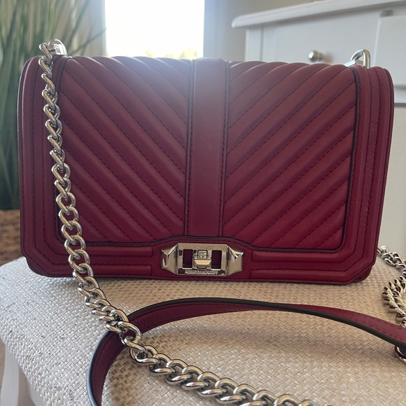 Rebecca Minkoff Chevron Quilted leather crossbody bag - Picture 2 of 12